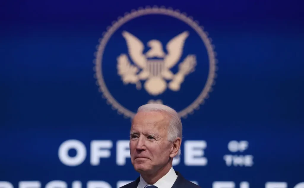El Mes Pasado, Joe Biden Emitió Un Nuevo Golpe Contra El Profundo Apoyo Financiero De China A Su Industria Al Desvelar Nuevos Aranceles Abrumadores Sobre Una Serie De Productos De Tecnología Limpia—Particularmente, Un Arancel Del 100% Sobre Vehículos Eléctricos. 